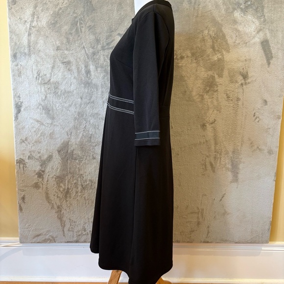 NWT Minimalist Homeyee Elegant Chic Black A-Line Summer Crew Neck Dress Sz 8 - Picture 6 of 11